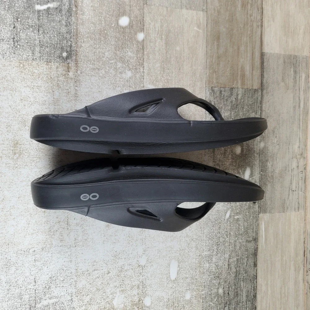 OOFOS worn 2x